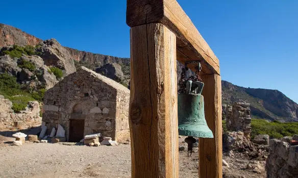 lissos-church-bell